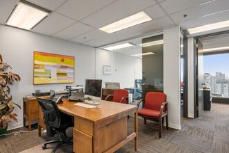 808-888 Nelson St, Vancouver, BC à louer Photo intérieure– Image 1 sur 3