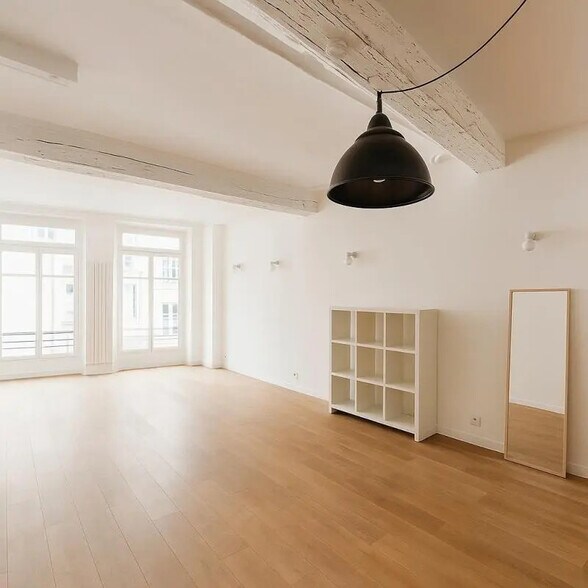 Bureau dans Paris à louer - Photo de l’immeuble – Image 3 sur 5