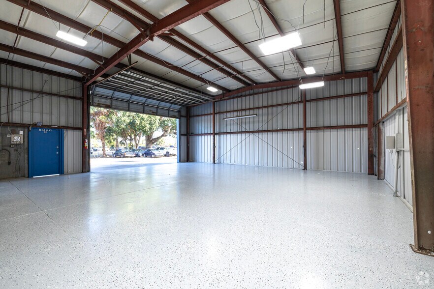 5626 N Dale Mabry Hwy, Tampa, FL à louer - Photo intérieure – Image 3 sur 19