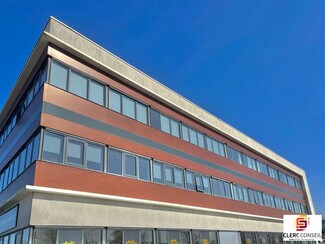 Plus de détails pour Bureau à louer