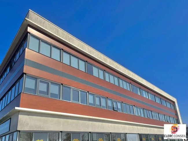 Plus de détails pour Bureau à louer