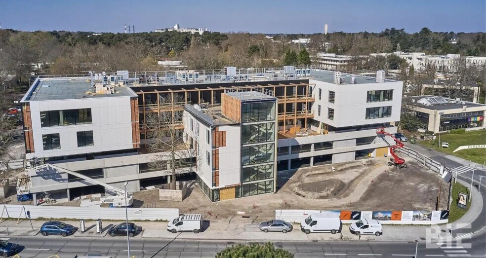2 Rue Marcel Dassault, Pessac à louer - Photo de l’immeuble – Image 3 sur 16