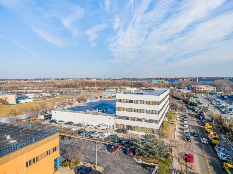 12909 26th Ave, Flushing, NY à vendre - Aérien – Image 3 sur 20