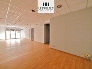 Interior local