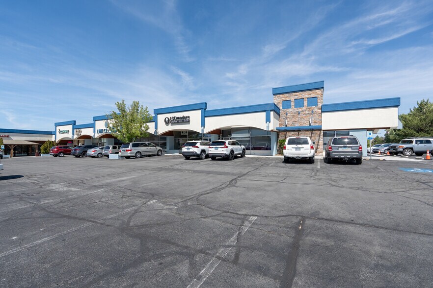 901-971 W Moana Ln, Reno, NV à louer - Photo de l’immeuble – Image 1 sur 4