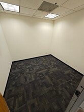 4705 Laurel Canyon Blvd, Studio City, CA à louer Photo intérieure– Image 2 sur 2