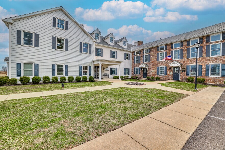 2189 2nd Street Pike, Newtown, PA à louer - Photo de l’immeuble – Image 3 sur 24