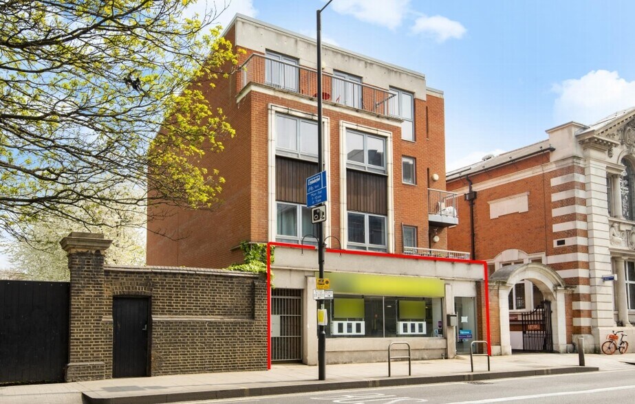 219 Shepherds Bush Rd, Londres à vendre - Photo de l’immeuble – Image 2 sur 9