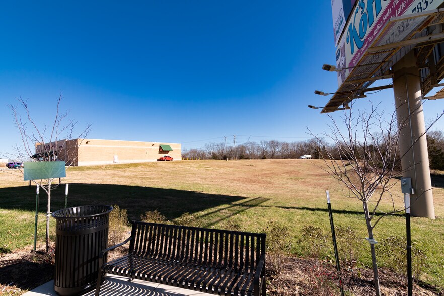 18300 Business 13, Branson West, MO à vendre - Photo principale – Image 1 sur 11