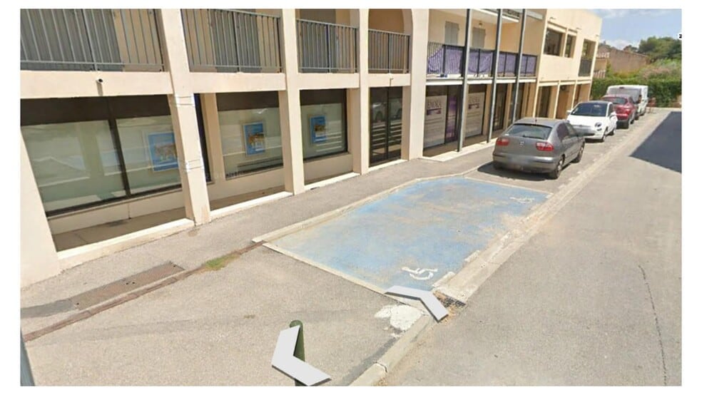 3 Traverse Des Tilleuls, Saint-Maximin-la-Sainte-Baume à vendre - Photo de l’immeuble – Image 3 sur 3