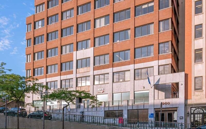 900 Rue D'Youville, Québec, QC à louer Photo de l’immeuble– Image 1 sur 3