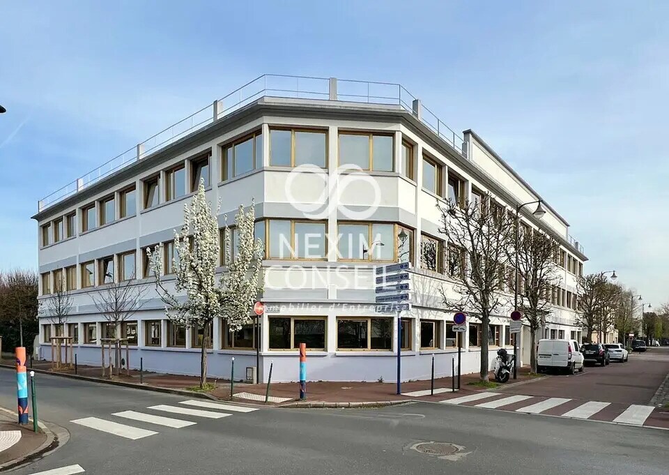 Bureau dans Rueil-Malmaison à louer Photo de l’immeuble– Image 1 sur 9