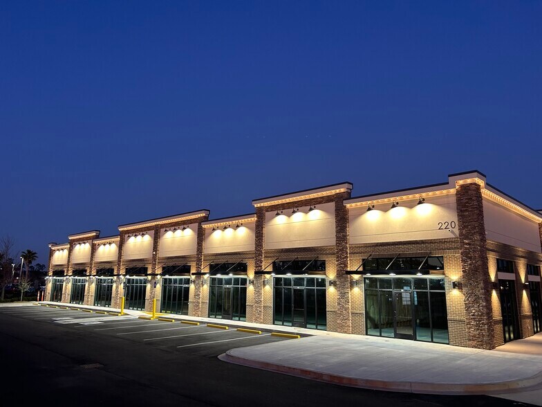 220 Tanger Outlets Blvd, Pooler, GA à louer - Photo de l’immeuble – Image 2 sur 12