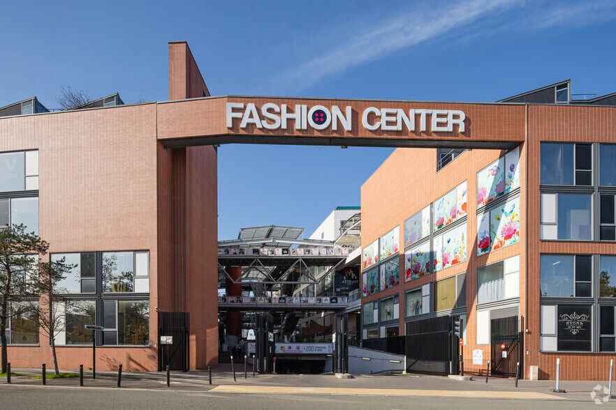 70-88 Avenue Victor Hugo, Aubervilliers à louer - Photo de l’immeuble – Image 3 sur 5