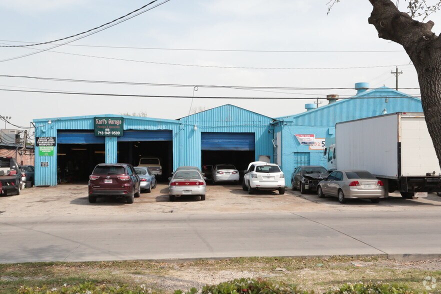 8007 Easthaven Blvd, Houston, TX à vendre - Photo de l’immeuble – Image 3 sur 39