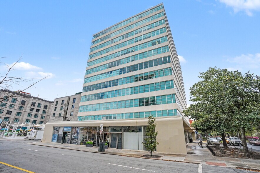 102 E Liberty St, Savannah, GA à louer - Photo de l’immeuble – Image 3 sur 19