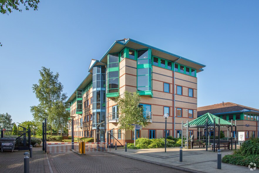 Waterfront Way, Brierley Hill à louer - Photo de l’immeuble – Image 3 sur 3