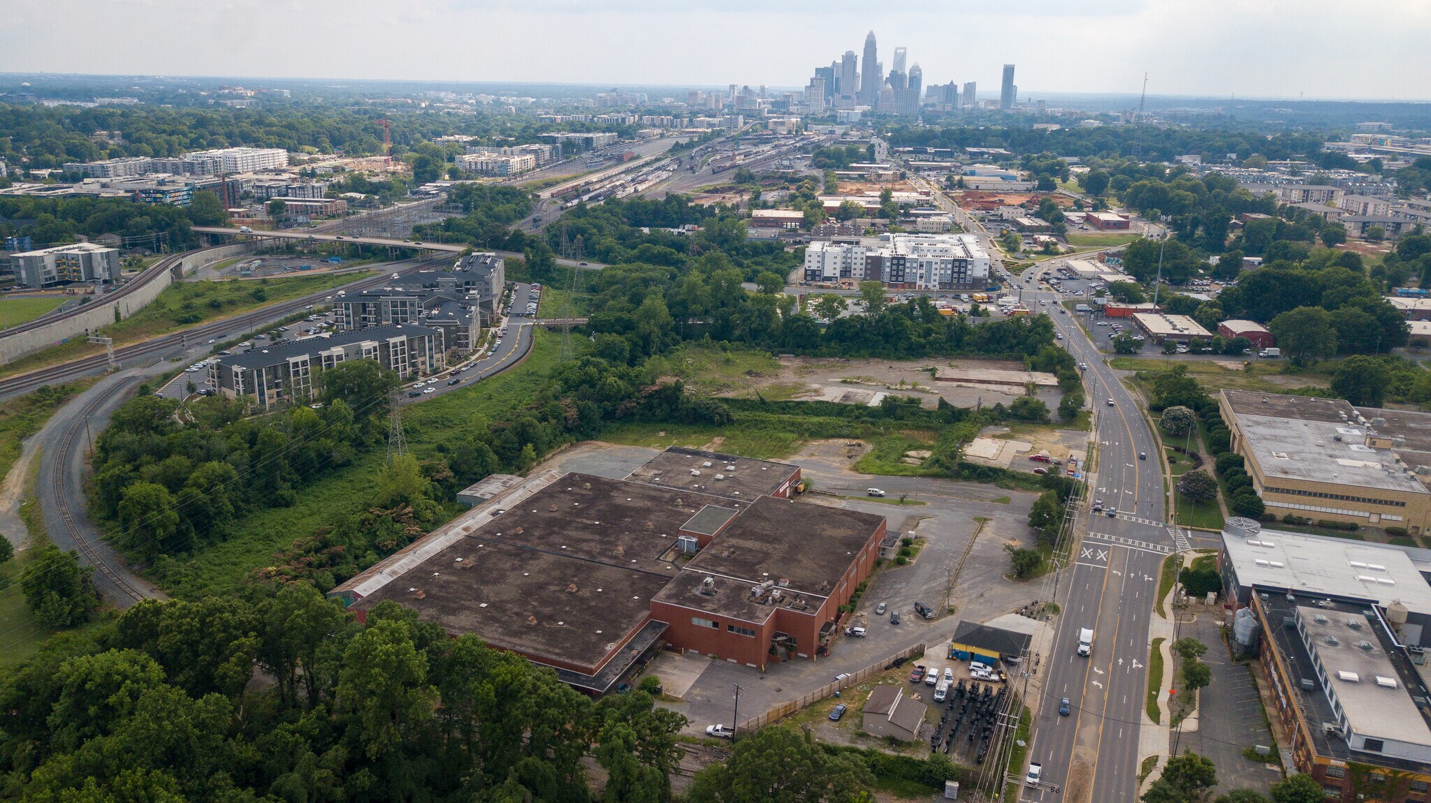 2920 N Tryon St, Charlotte, NC à vendre Photo principale– Image 1 sur 9