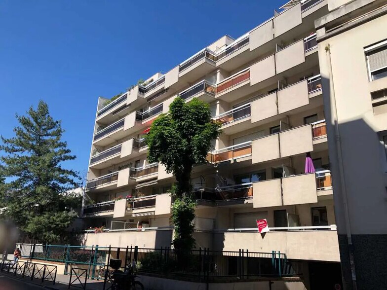 171 Rue De Billancourt, Boulogne-Billancourt à louer - Photo de l’immeuble – Image 2 sur 7