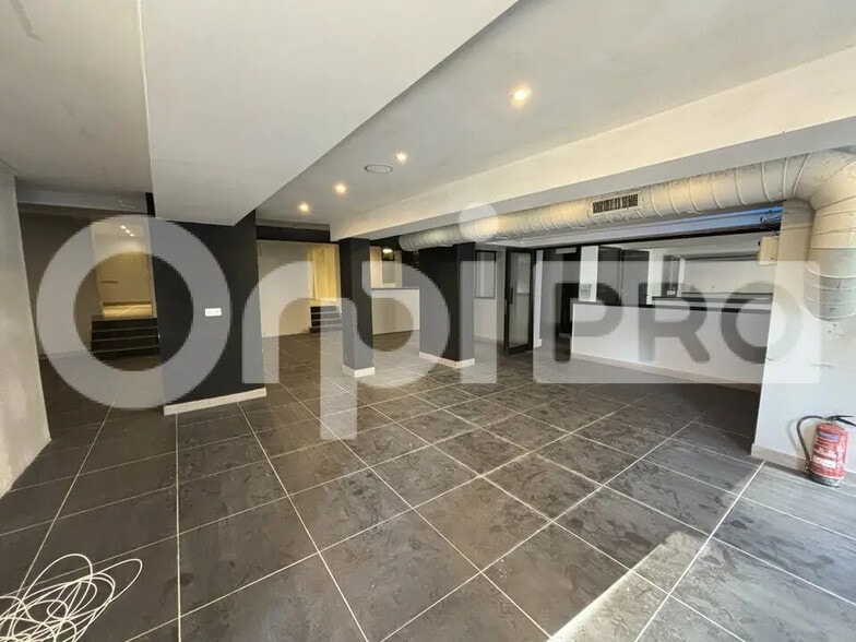 Local commercial dans Beauvais à vendre - Photo de l’immeuble – Image 1 sur 6