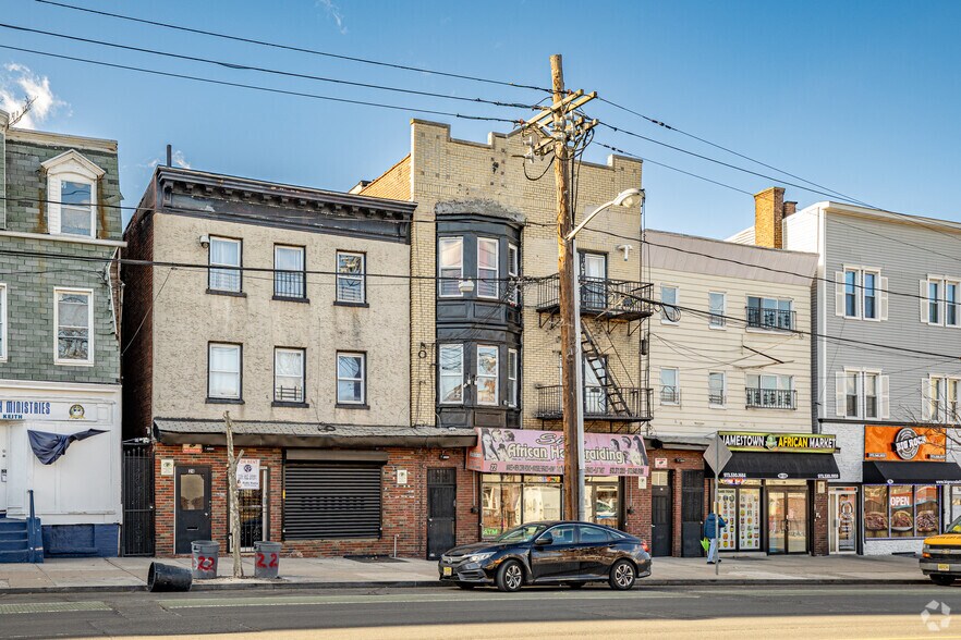 18-20, 22 and 24 Irvine Turner Boulevard portefeuille de 3 biens à vendre sur LoopNet.fr - Photo principale – Image 2 sur 3