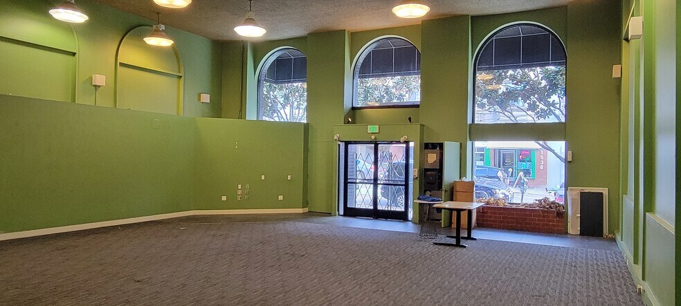 1541 Polk St, San Francisco, CA à louer - Photo de l’immeuble – Image 2 sur 5