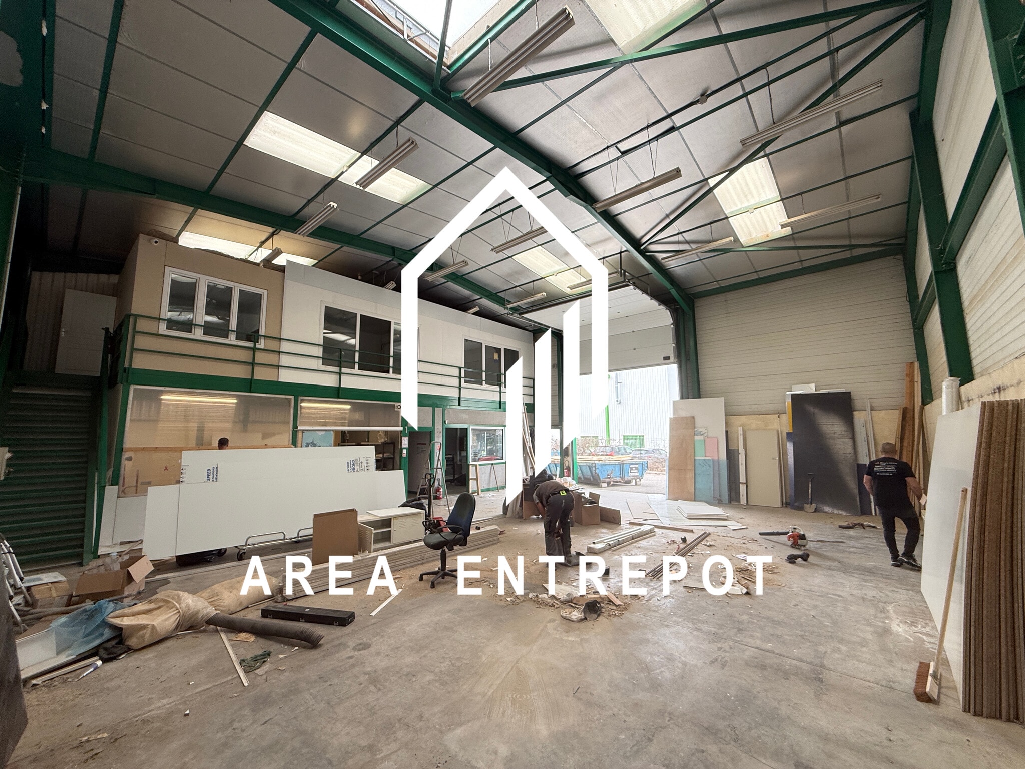 Avenue De Coulin, Gémenos à louer Photo principale– Image 1 sur 10