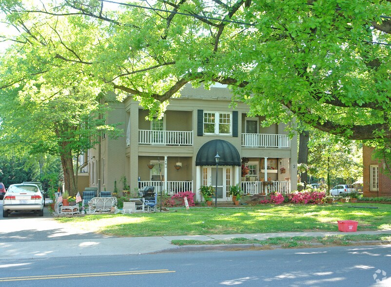 2100 E 7th St, Charlotte, NC à vendre - Photo de l’immeuble – Image 3 sur 4
