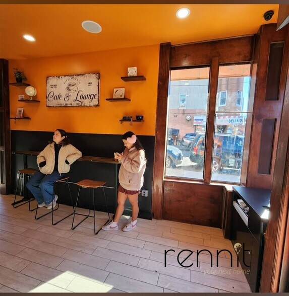 279 Saint Nicholas Ave, Ridgewood, NY à louer - Photo de l’immeuble – Image 3 sur 27