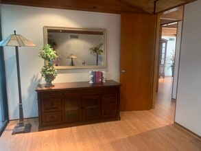 479 S Marengo Ave, Pasadena, CA à louer Photo de l’immeuble– Image 2 sur 4