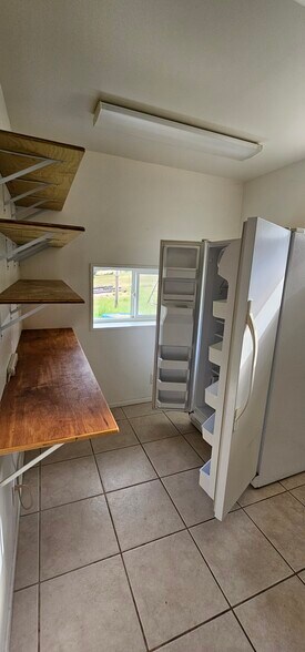 75544 London Rd, Cottage Grove, OR à louer - Photo de l’immeuble – Image 3 sur 7