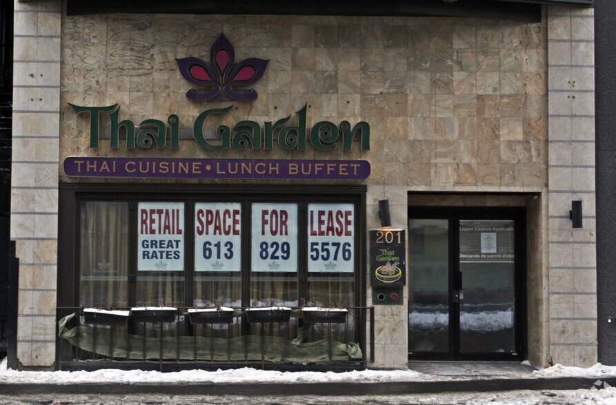 201 Queen St, Ottawa, ON à louer - Photo de l’immeuble – Image 3 sur 5