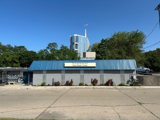 Plus de détails pour 5 Amvet Dr, Mount Clemens, MI - Spécialisé à vendre