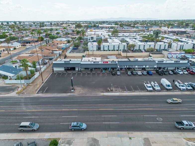 4808-4828 N 35th Ave, Phoenix, AZ à louer - Photo de l’immeuble – Image 3 sur 4