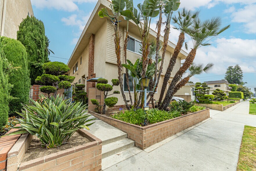 1658 Colby Ave, Los Angeles, CA à vendre - Photo de l’immeuble – Image 2 sur 23