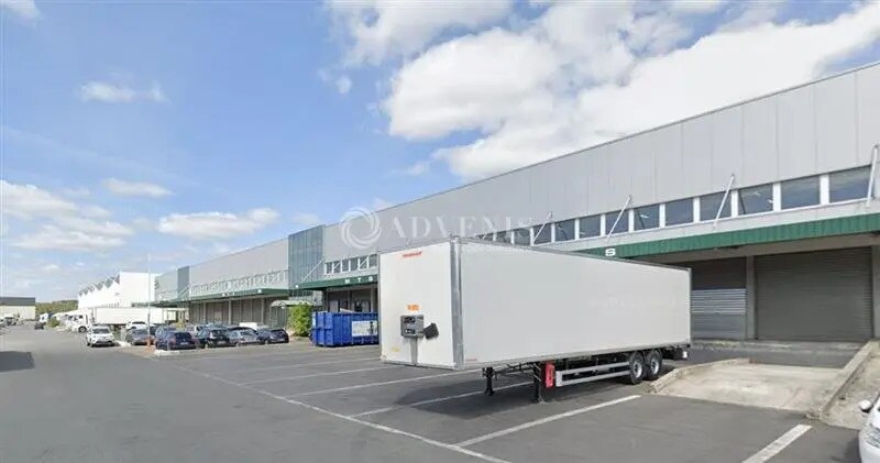 Industriel/Logistique dans Aulnay-sous-Bois à louer - Photo de l’immeuble – Image 2 sur 8