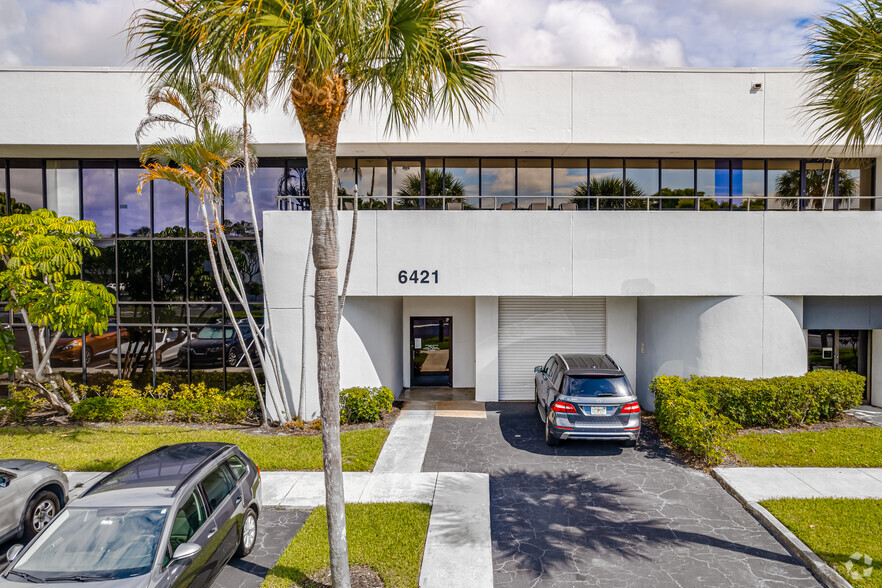 6401 Congress Ave, Boca Raton, FL à louer - Photo de l’immeuble – Image 3 sur 5