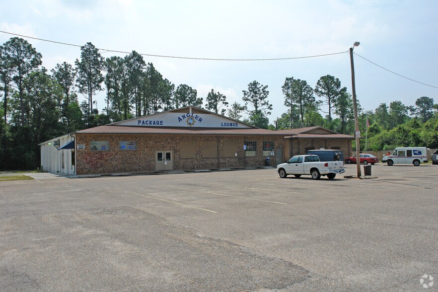 1800 Patricia Dr, Pensacola, FL à vendre - Photo de l’immeuble – Image 3 sur 33