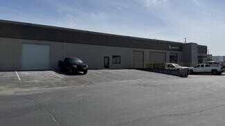 Plus de détails pour 3621 Seaport Blvd, West Sacramento, CA - Industriel/Logistique à louer