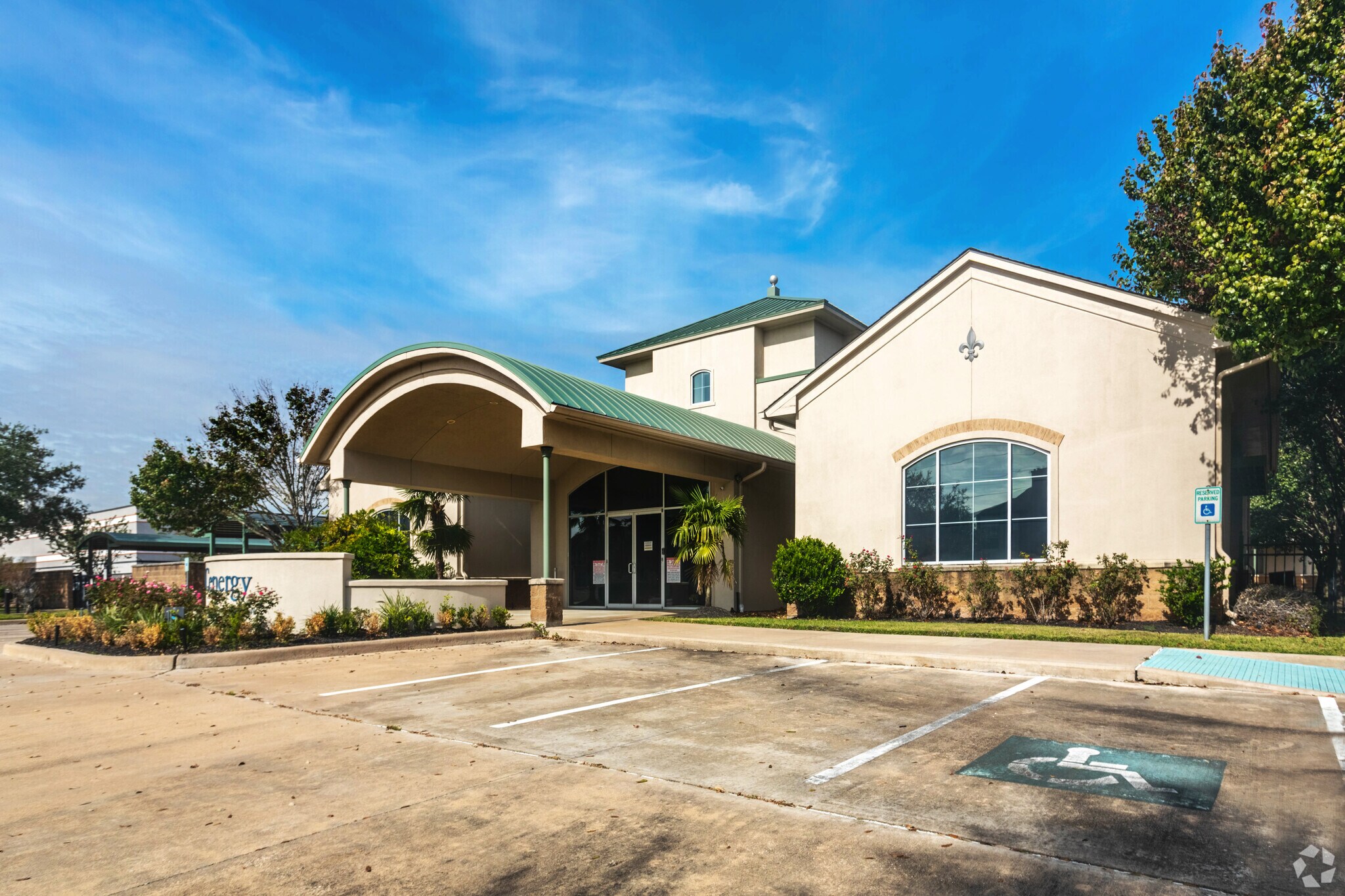 12650 Crossroads Park Dr, Houston, TX à louer Photo de l’immeuble– Image 1 sur 16