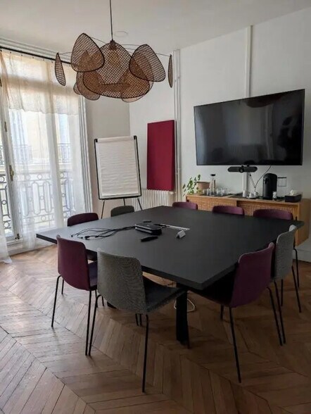 Bureau dans Paris à louer - Photo de l’immeuble – Image 3 sur 13