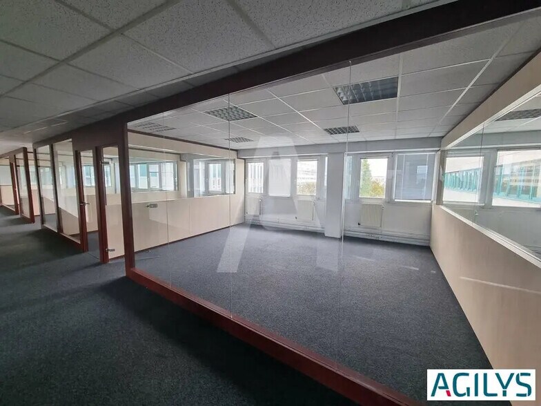 Bureau dans Massy à louer - Photo intérieure – Image 2 sur 6