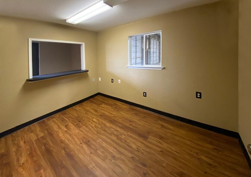 7012 Belgold St, Houston, TX à louer - Photo de l’immeuble – Image 2 sur 40