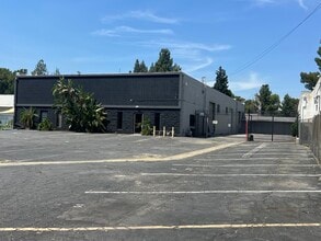 6633 Valjean Ave, Van Nuys, CA à louer Photo intérieure– Image 2 sur 13