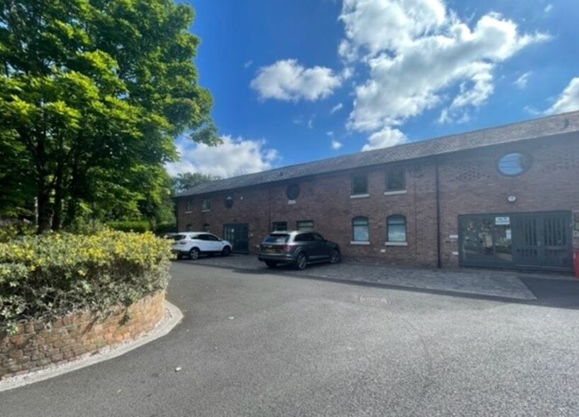 283 Ashley Rd, Altrincham à louer - Photo de l’immeuble – Image 3 sur 3