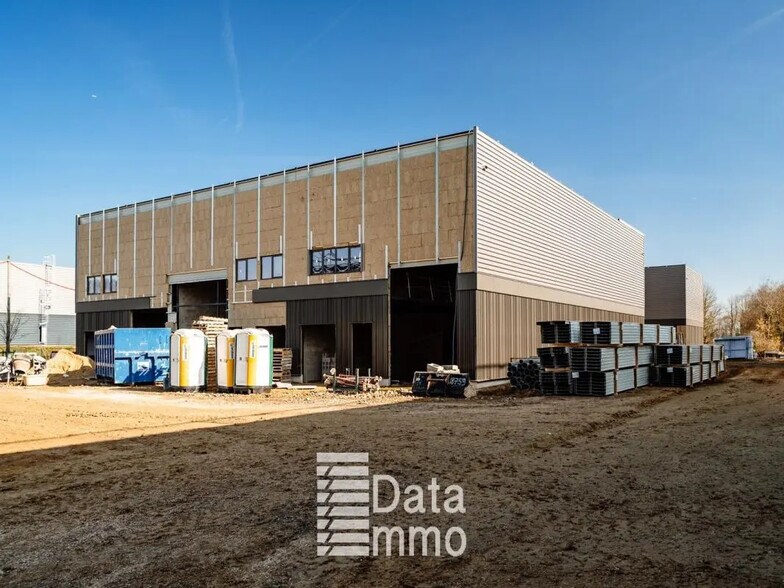 Industriel/Logistique dans Courtry à louer - Photo de l’immeuble – Image 2 sur 5
