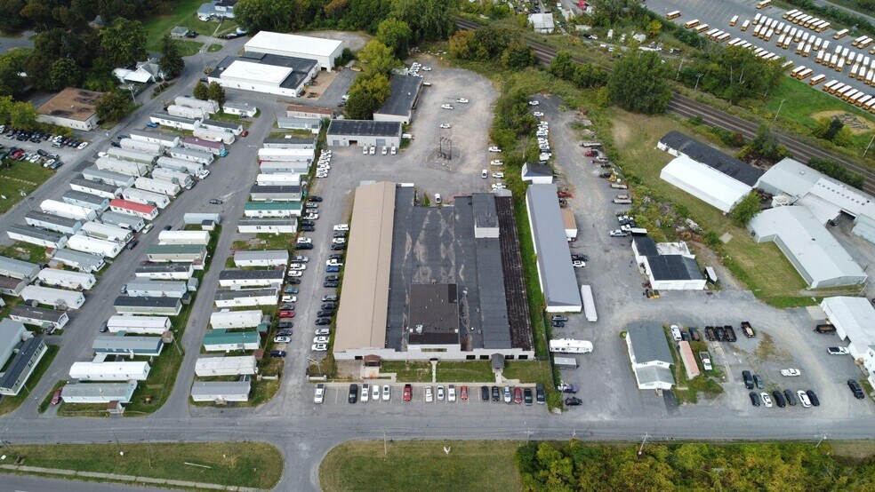 1811 LeMoyne Ave, Syracuse, NY à louer - Photo de l’immeuble – Image 2 sur 16