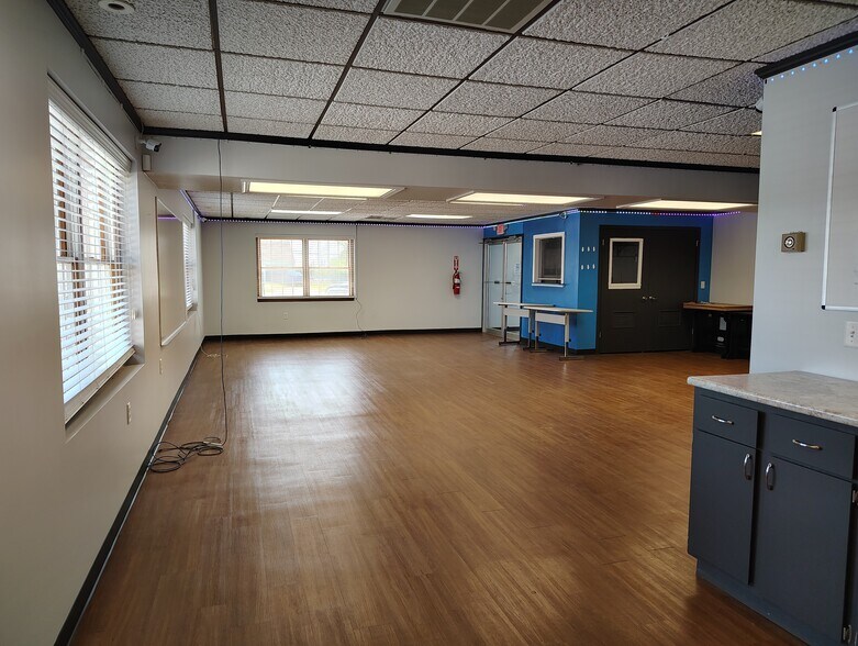 1210 Celina Rd, Saint Marys, OH à vendre - Photo intérieure – Image 3 sur 16
