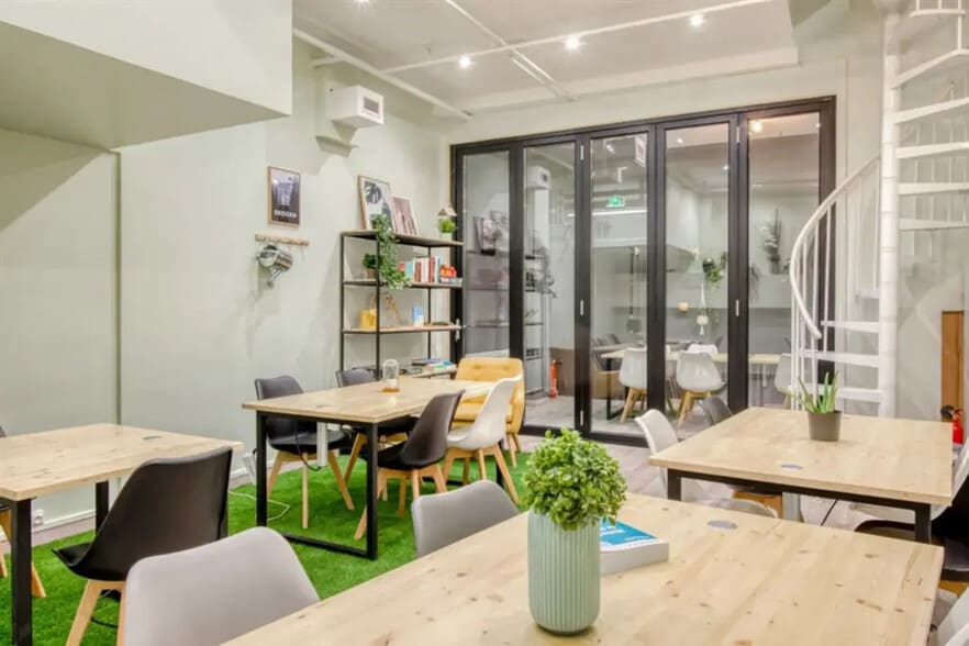 Bureau dans Paris à louer - Photo de l’immeuble – Image 1 sur 5