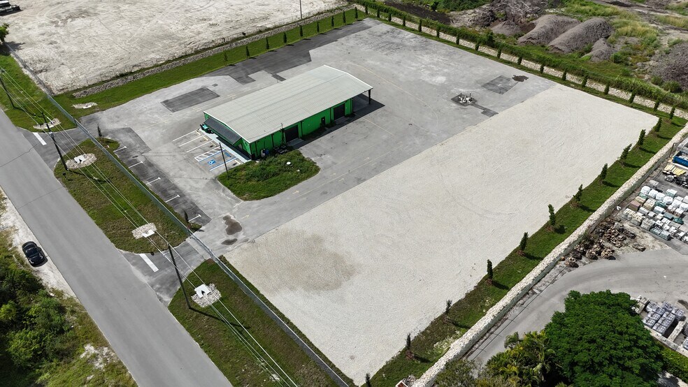7050 Pennsylvania St, Fort Myers, FL à louer - Aérien – Image 3 sur 8